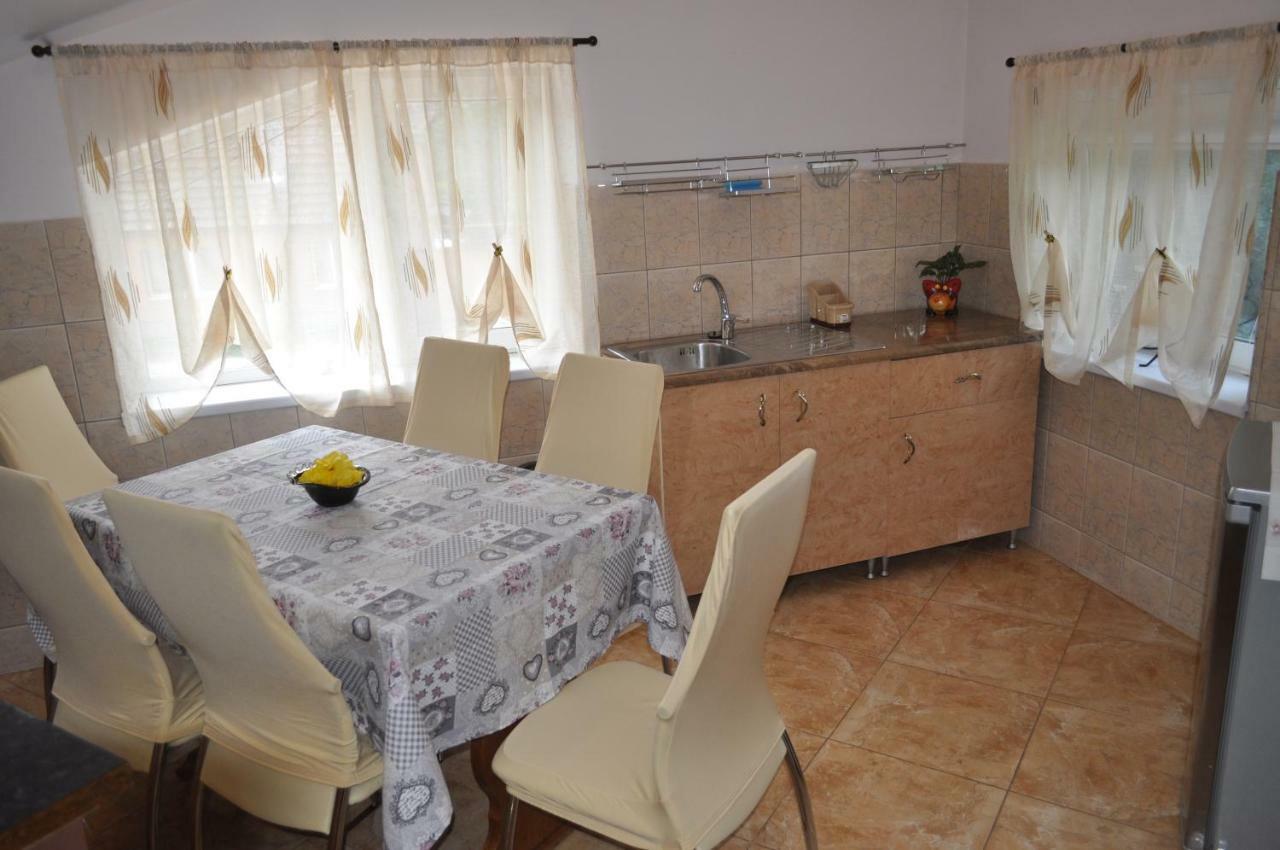 Casa Diu Διαμέρισμα Avrig Εξωτερικό φωτογραφία
